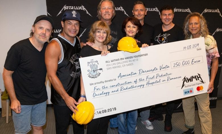 Contribuție de 250.000 de euro din partea trupei Metallica pentru #NoiFacemUnSpital
