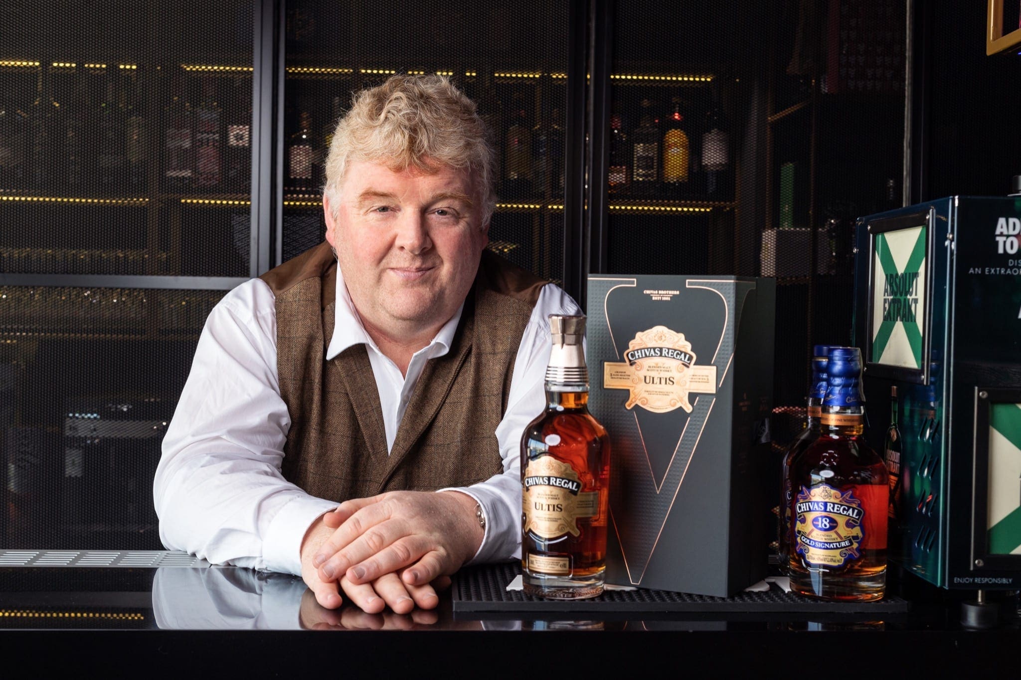 Ian Logan, International Brand Ambassador, Chivas Brothers - Despre