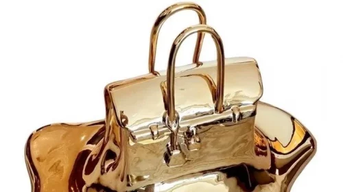 Cea mai scumpă geantă Hermès Birkin valorează 1 milion de dolari