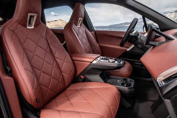 BMW Group se alătură Leather Working Group pentru aprovizionarea responsabilă şi durabilă cu piele