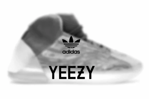 Adidas a prezentat o nouă variantă de culoare a modelului YEEZY QNTM