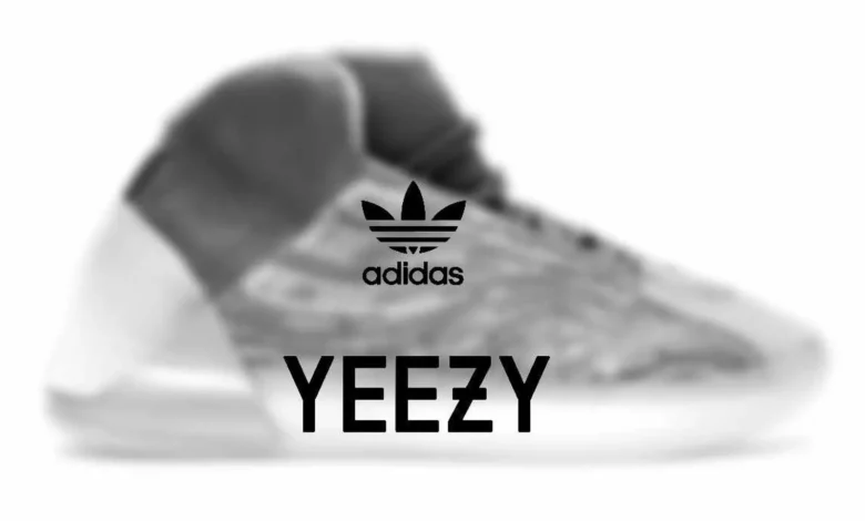 Adidas a prezentat o nouă variantă de culoare a modelului YEEZY QNTM