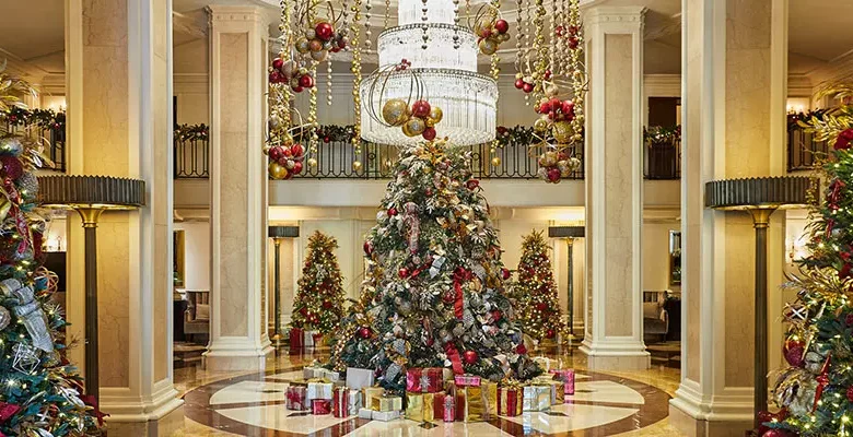 Cei mai exclusiviști brazi de Crăciun din hotelurile din întreaga lume
