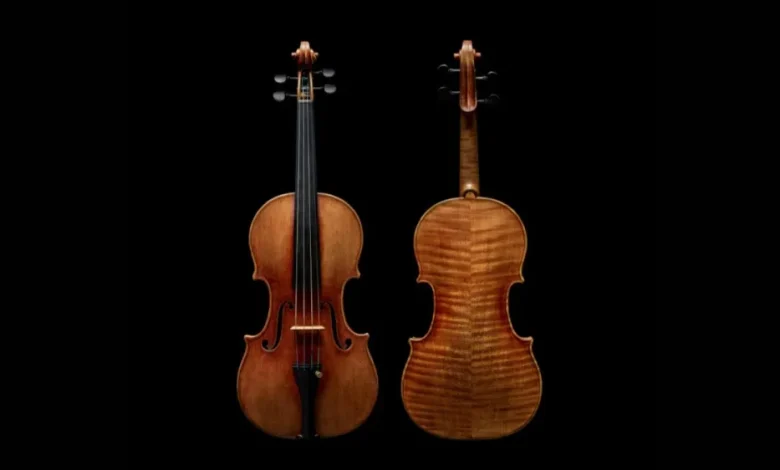 O vioară Stradivarius veche de 300 de ani ar putea fi vândută 18 milioane de dolari