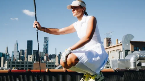 Off-White™ lansează o colecție capsulă în colaborare cu Paris Hilinski