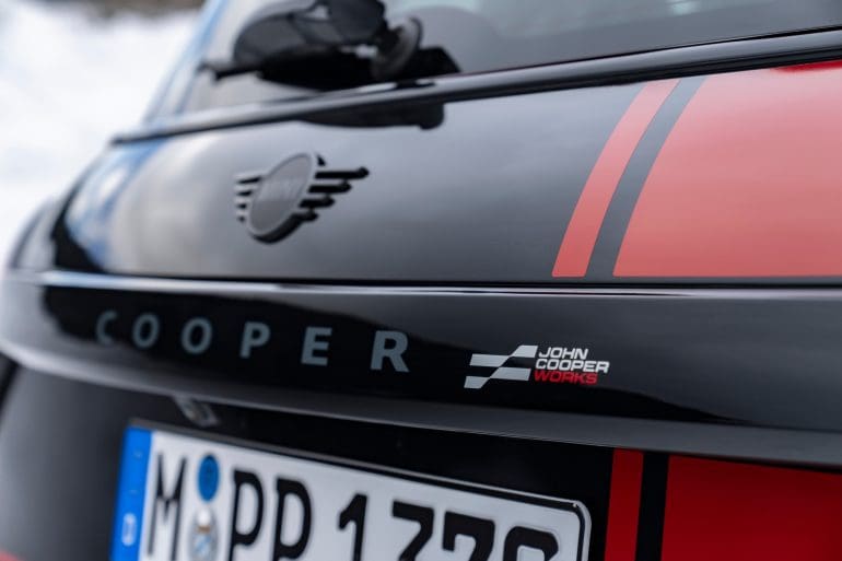 MINI John Cooper: Performanţe maxime pe zăpadă şi gheaţă