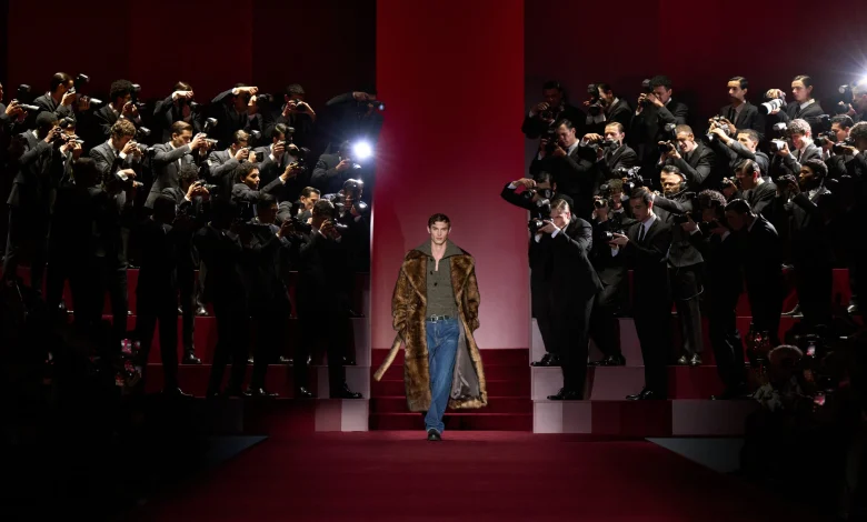 Dolce & Gabbana prezintă la Milano colecția Menswear toamnă 2025