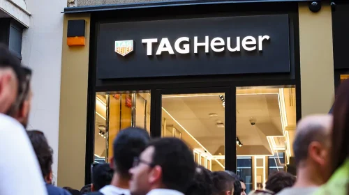 TAG Heuer a înlocuit Rolex în calitate de cronometru oficial al Formulei 1