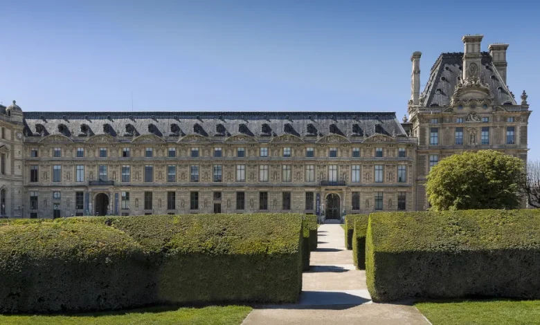 Louis Vuitton va oferi o serie de burse studenților de la École du Louvre
