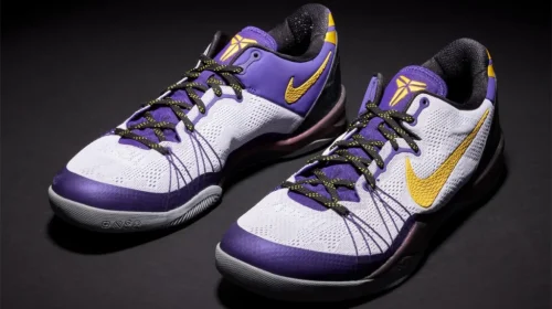 Adidașii „Achilles Game” ai lui Kobe Bryant s-au vândut cu 660.000 de dolari