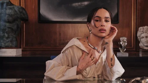 Zoë Kravitz este starul noii campanii a casei de bijuterii Jessica McCormack