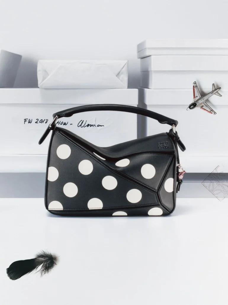 Loewe Puzzle 10 