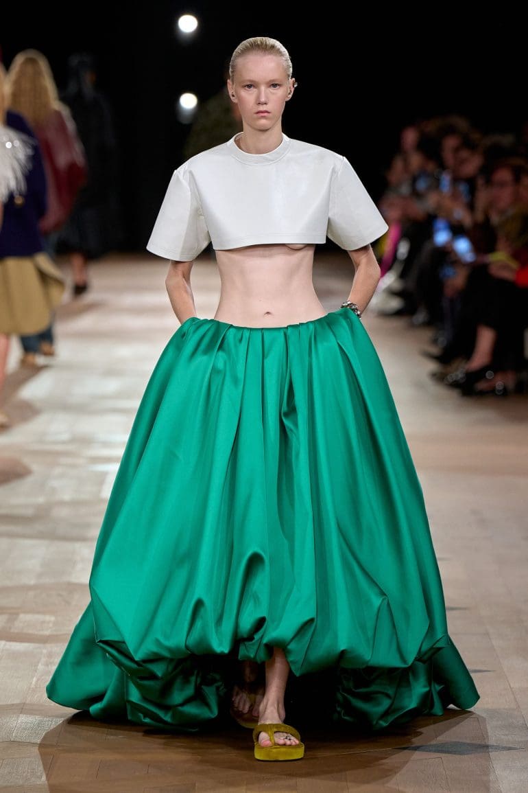 Balenciaga primăvară 2026 
