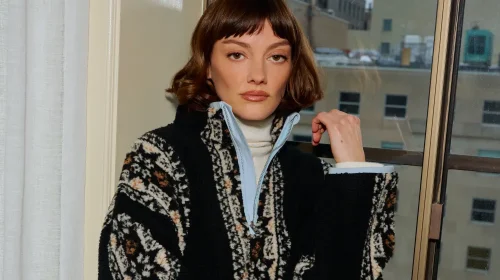 Brandul Staud și lanțul St. Regis Hotels & Resorts lansează o colecție après-ski în colaborare