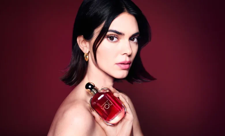 Kendall Jenner este imaginea parfumului Power of You, cea mai nouă esență Emporio Armani