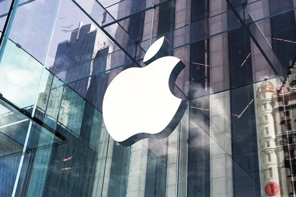 Apple depășește Nvidia și devine cea mai valoroasă companie din lume, evaluată la 4,94 trilioane de dolari