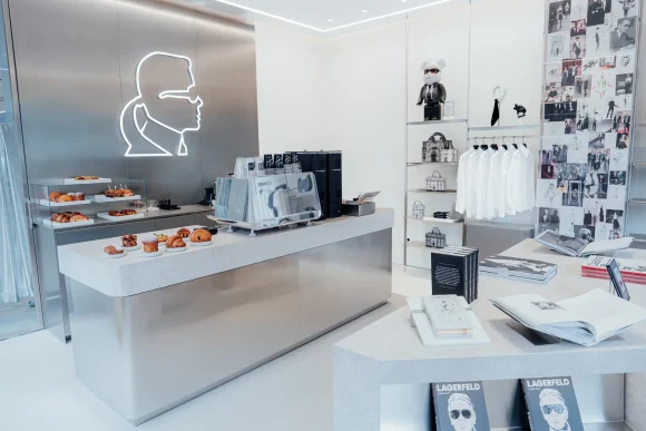 Karl Lagerfeld Café s-a deschis în Amsterdam