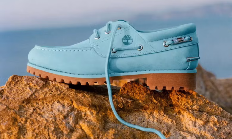 Jacquemus conferă celebrilor boat-shoes un nou stil estival