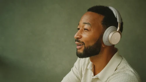 John Legend este noul ambasador global al Bang & Olufsen